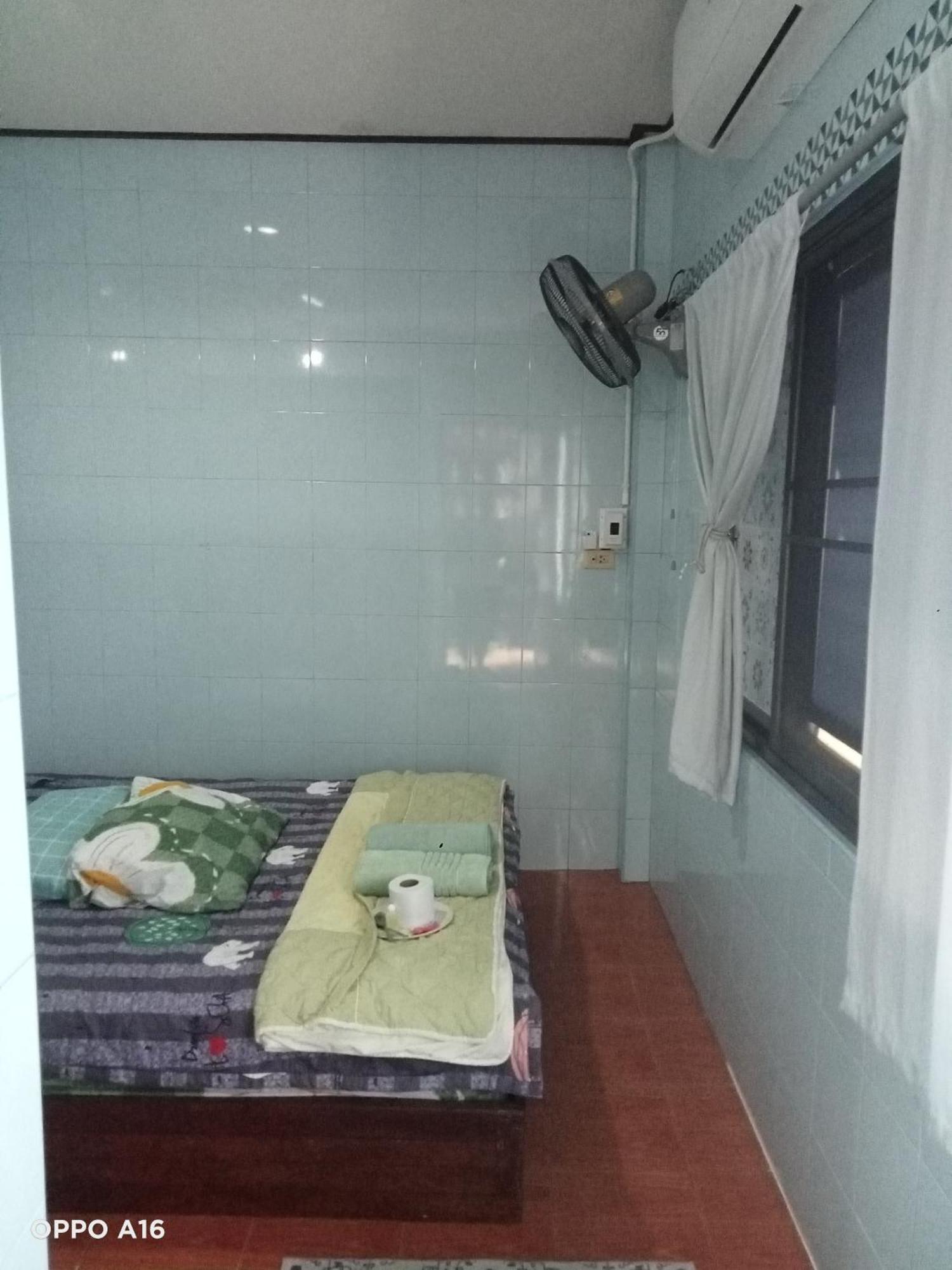 Np Guesthouse ترات المظهر الخارجي الصورة